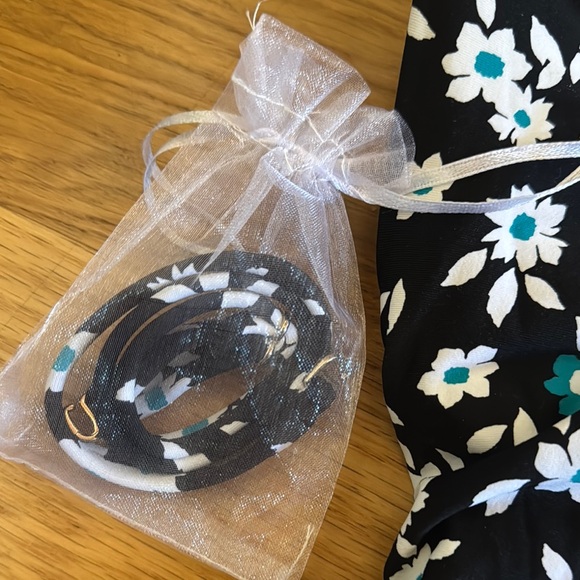 Floral Black Anne Cole Swimsuit - Picture 4 of 5